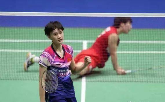 自校园的篮 自校园的篮